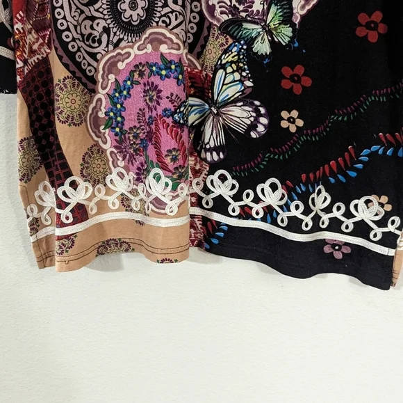 V Cristina Women's LS Embroidered Floral V Neck Top Black - Picture 4 of 8